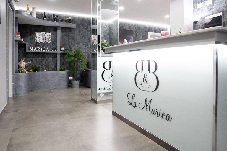 Others 5, B&B la marica, Catania
