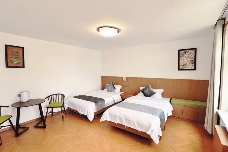Bedroom 4, Yuanju Guest House, Daxing'anling