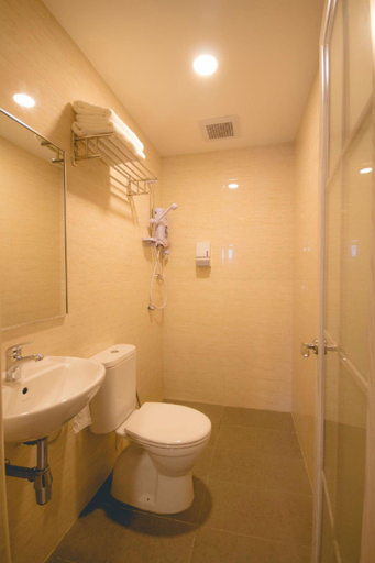 Bathroom 4, GM Hotel Metro, Petaling Jaya