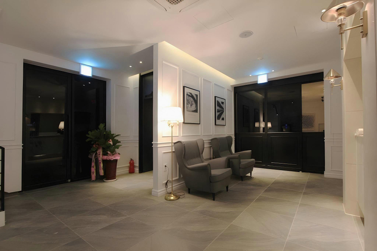Others 5, 2 Heaven Hotel, Busanjin
