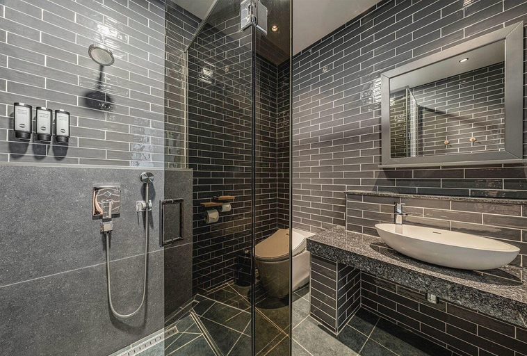 Bathroom 5, Daynice hotel, Boryeong