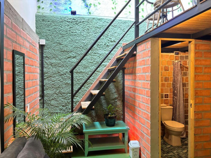 Others 5, La Gruta Coliving, Medellín