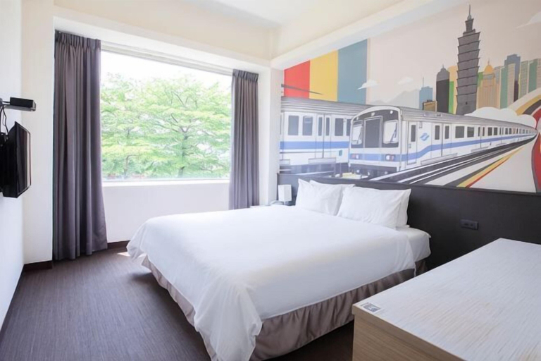 Bedroom 4, Beitou Resort Metro Inn, Taipei City