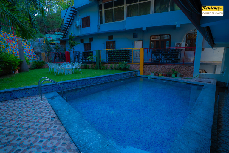 Sport & Beauty, Residency Inn By White Flower, Garhwal