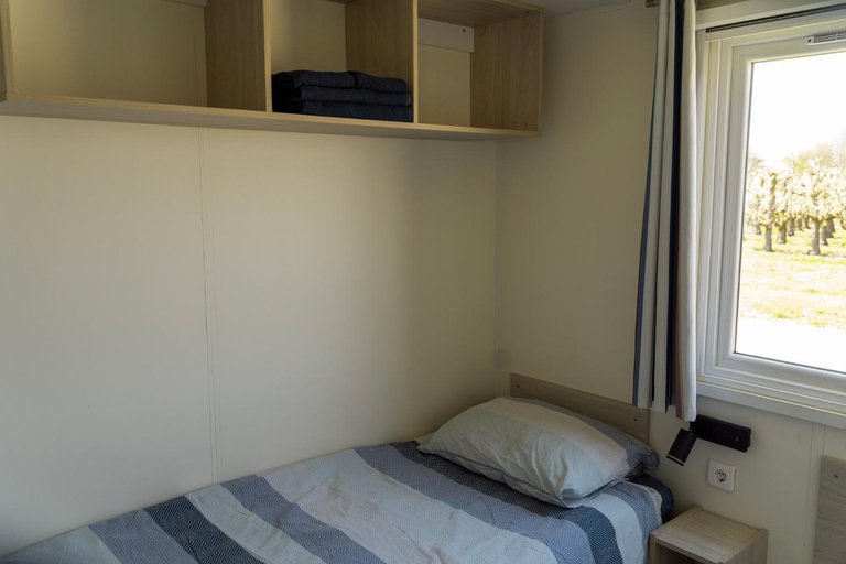 Bedroom 3, Vakantiechalet Jonagold, Hulst