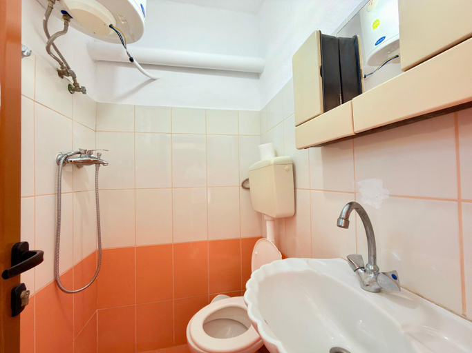 Bathroom 3, Petrit Guesthouse, Sarandës