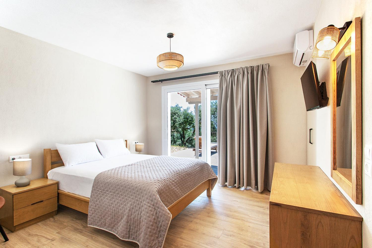 Bedroom 2, Villa Sunny, Thessaly