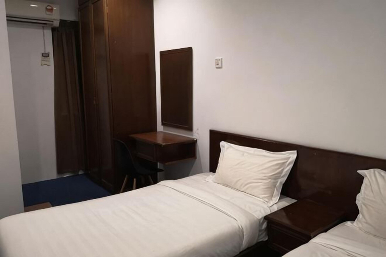 Bedroom 3, AeCOTEL, Sandakan