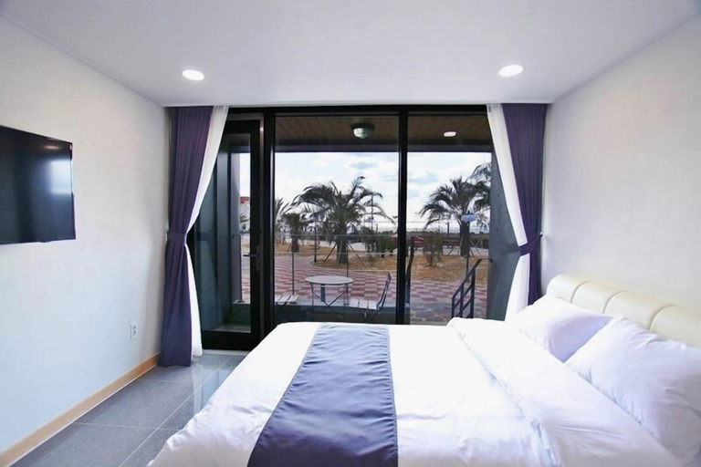 Bedroom 2, J Raum Boutique Pension, Seogwipo