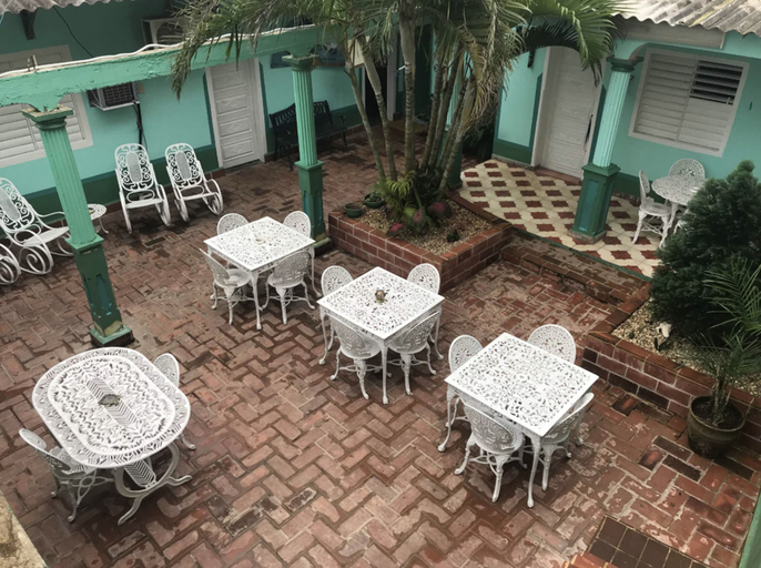Courtyard 5, Hostal CasaMessi, Caibarién