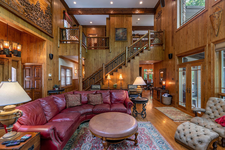 Interior 5, Amitola at Yonahlossee, Watauga