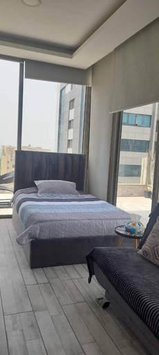 Room 5, Loft in Dbayeh, Facing La Marina and Le Mall, Kasrouane