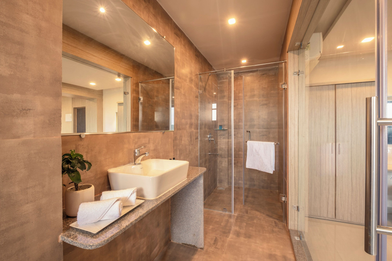 Bathroom, Anthurium Hotel, North Goa