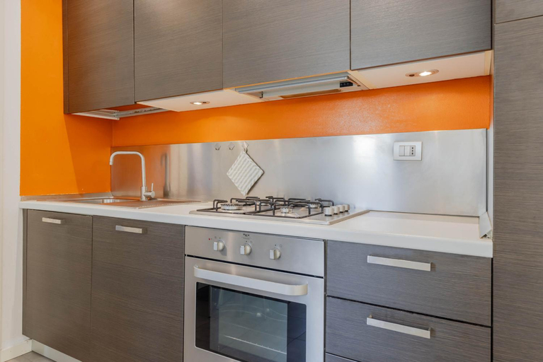 Others 2, Residence Alice, Rimini