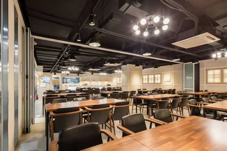 Food & Drinks 4, The First Stay Hotel, Gangseo