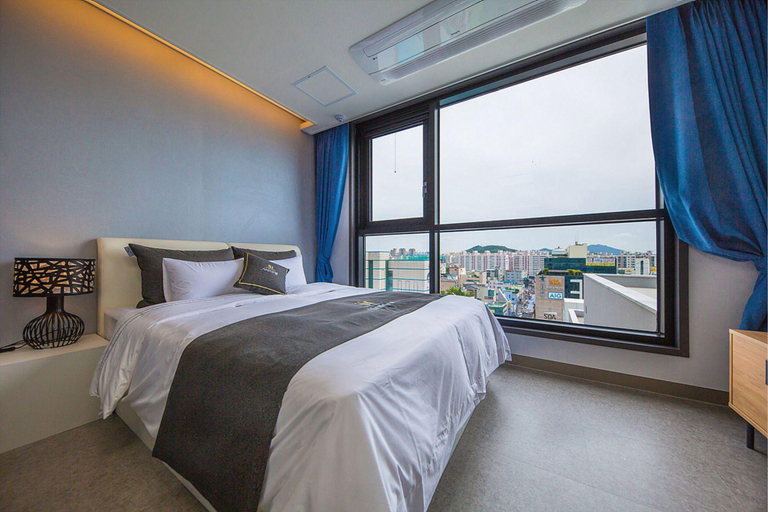 Bedroom 3, Suncheon Shine Hotel, Suncheon