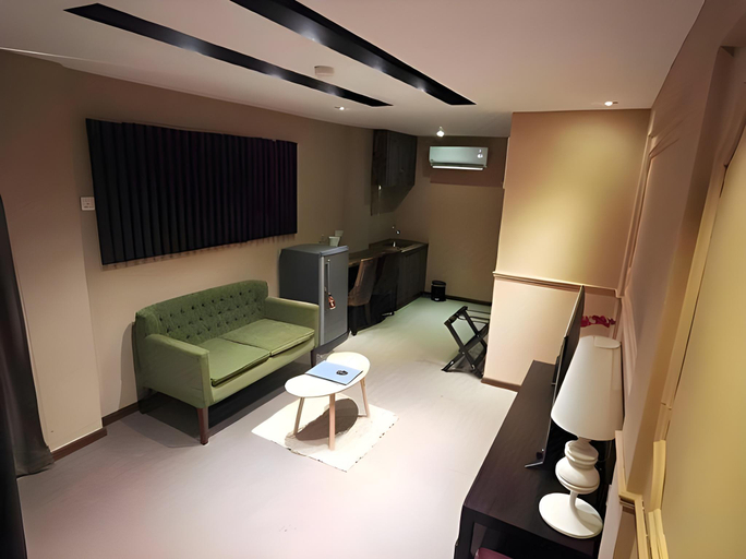 Bedroom 4, Z Hotel, Kinta