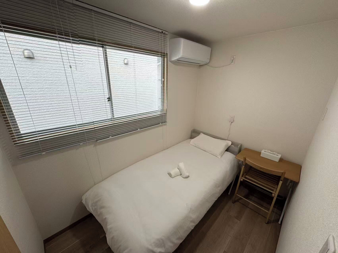 Room 4, KIX Nest - Hostel, Izumisano
