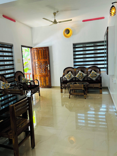 Others 5, Villa Lemon, Thiruvananthapuram