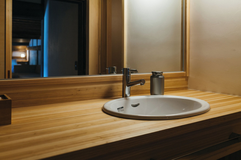 Bathroom 4, HOTEL RACCAN, Shibushi