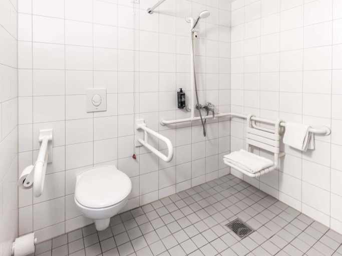 Bathroom, ibis budget Aachen Nord, Städteregion Aachen