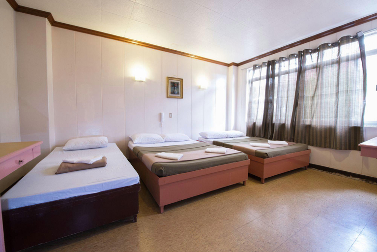 Bedroom 2, Hotel Henrico  Kisad, Baguio City