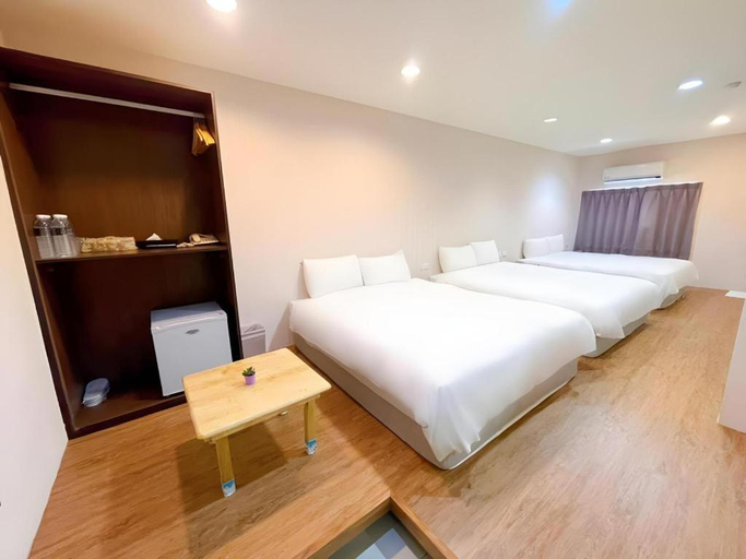 Bedroom 3, King Lin Hotel, Penghu