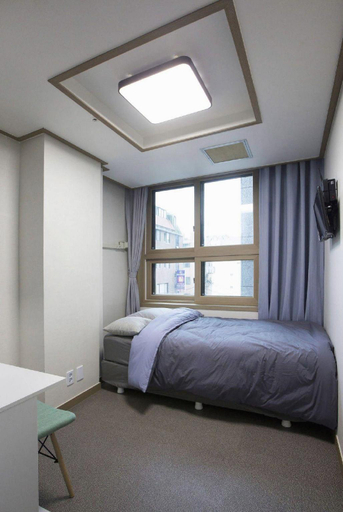 Bedroom 3, 24 Guesthouse Sinchon, Mapo
