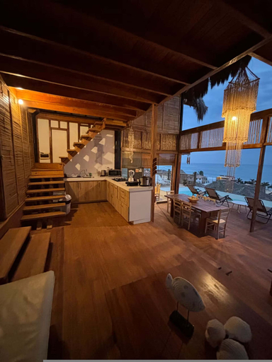 Room 3, w Beachside 8BR Villa in Punta Veleros, Talara