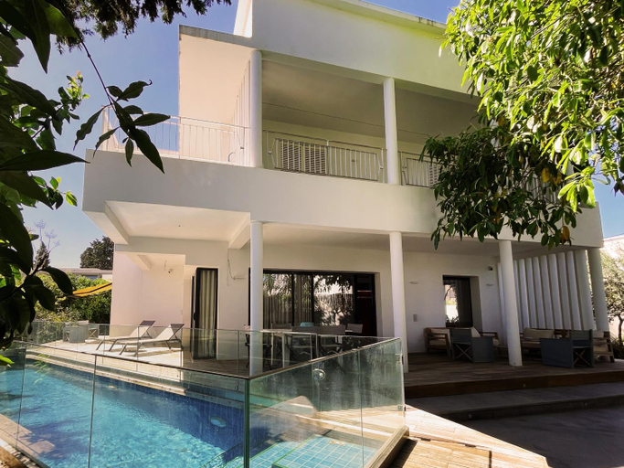 Facilities 2, Carthage Villa 3BR Luxury · Pool · Garden, Carthage