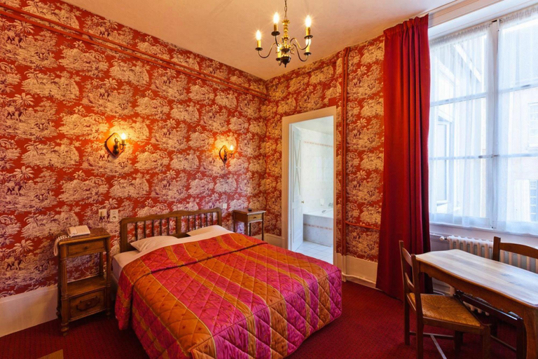 Bedroom 3, Hotel Du Nord, Doubs