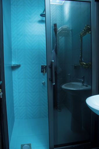 Bathroom 3, Monga's Apartments, Ndola