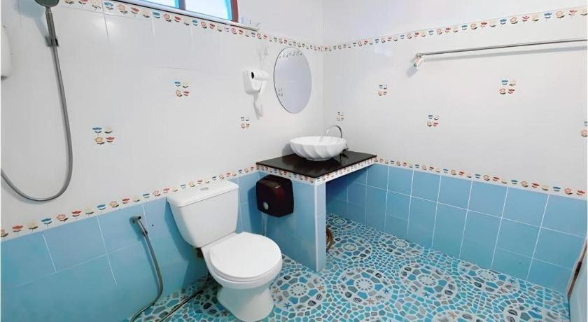 Bathroom 3, Chaba Resort Chanthaburi, Muang Chanthaburi