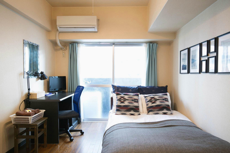 Bedroom 2, Wings Hakata, Fukuoka