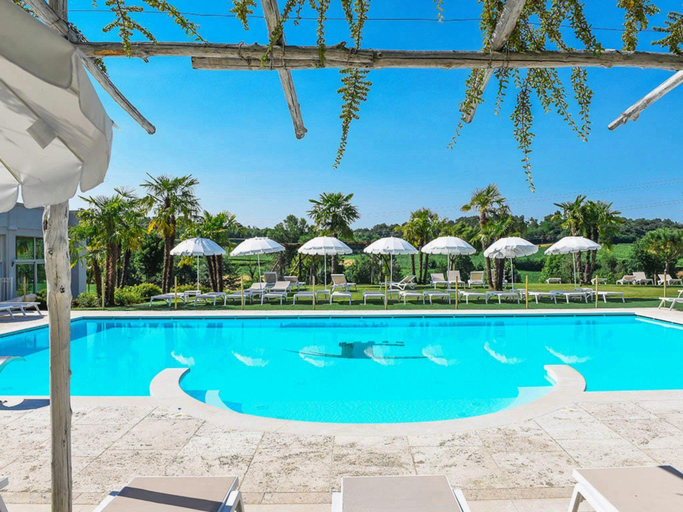 Sport & Beauty 2, Garda Apartments San Vigilio Golf, Brescia