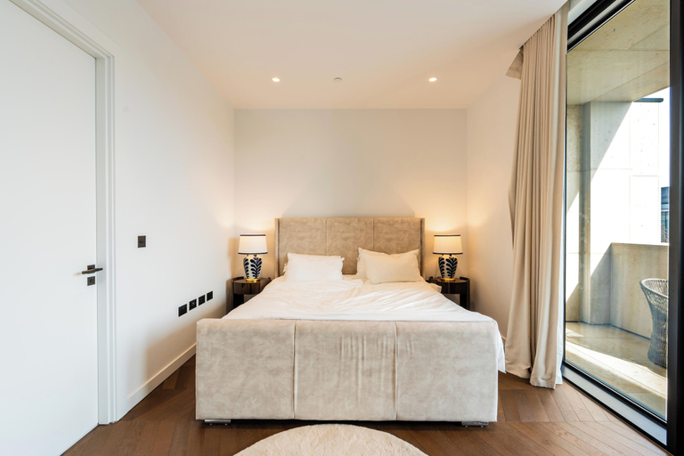 Room 1, Luxury 4-Bed Duplex Penthouse, London