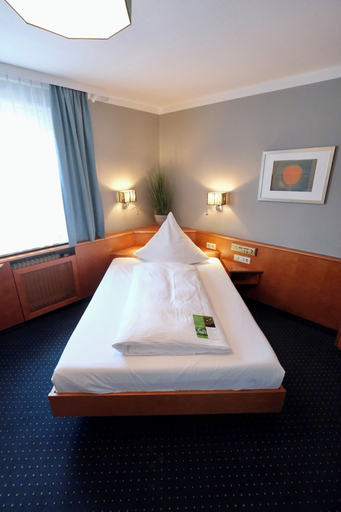 Bedroom 4, Hotel Württemberger Hof, Reutlingen