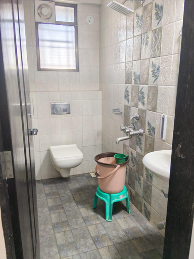 Bathroom 4, Hotel Royal Respite, Pandharpur, Solapur