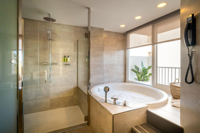 Bathroom, Hotel Helios - Almunecar, Granada