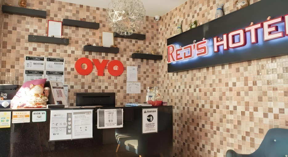 Food & Drinks 5, Red's Hotel, Bintulu