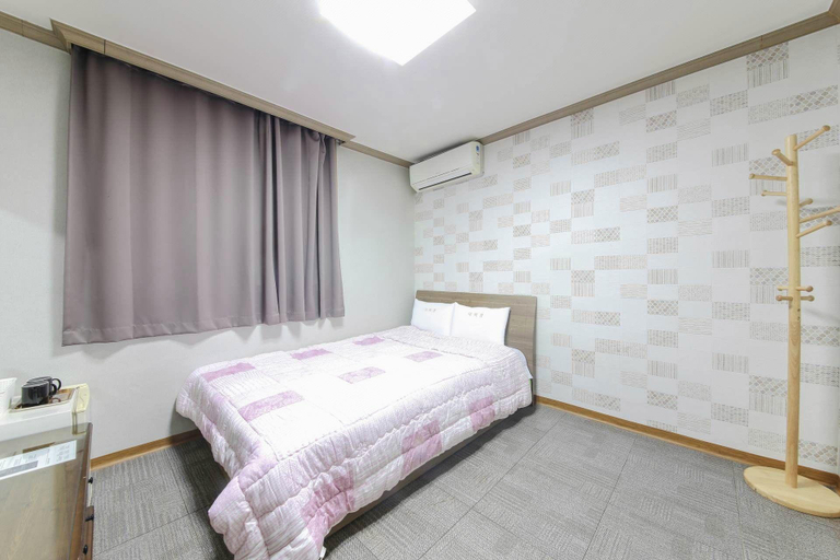 Bedroom 3, Nabizam Motel, Yeosu