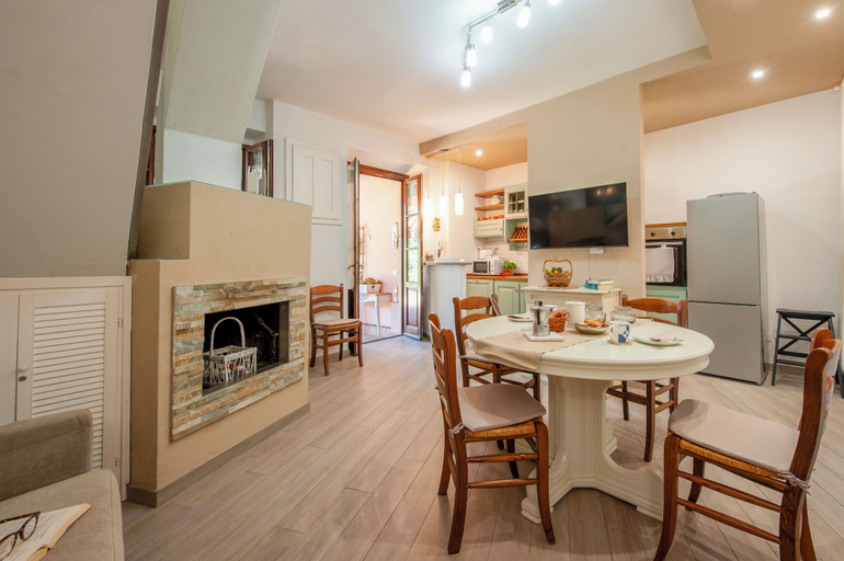 Living area 2, Casa Greta - Flo Apartments 34, Florence