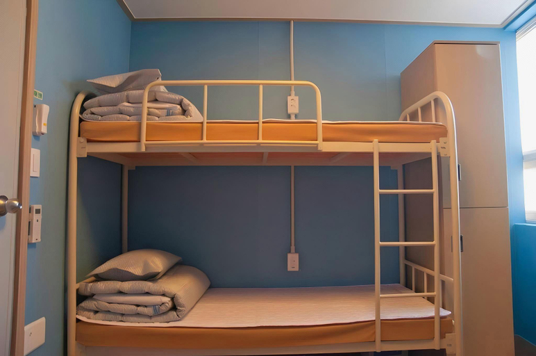 Bedroom 4, Busan Sukbak Dot Com Guest House, Dong