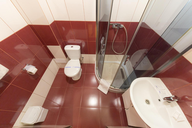 Bathroom 3, Hotel Restaurant Vizit, Drohobyts'kyi
