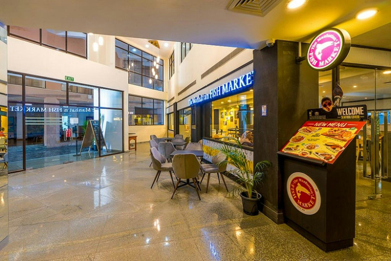 Food & Drinks, Manhattan Business Hotel, Malé