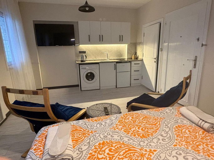 Bedroom 2, Deka Evleri, Konak