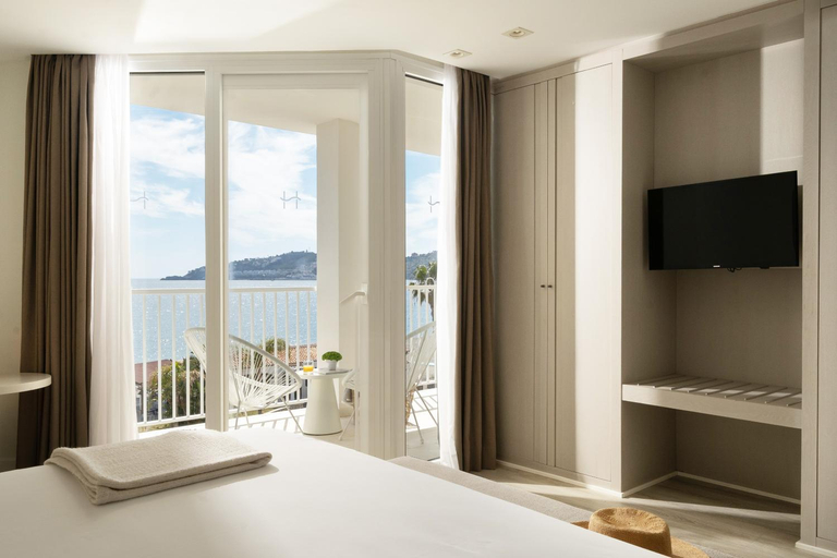Bedroom 2, Hotel Helios - Almunecar, Granada
