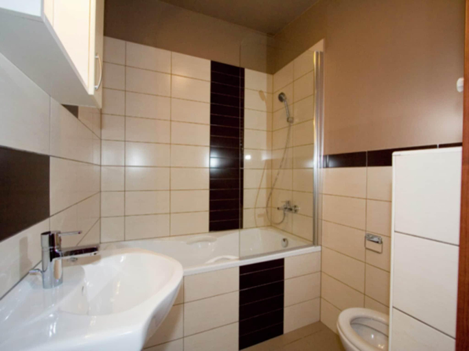 Bathroom 3, Bungalow in Dunes with Nautical Charm, 's-Gravenzande