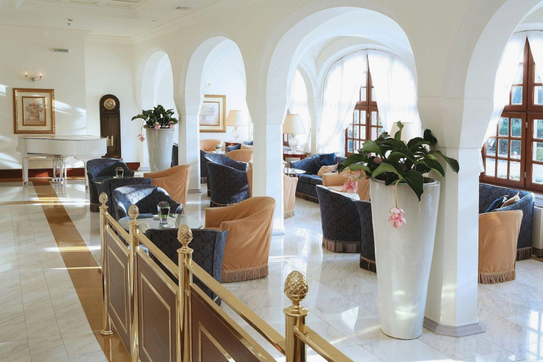 Food & Drinks 5, Grande Albergo Delle Rose, South Aegean