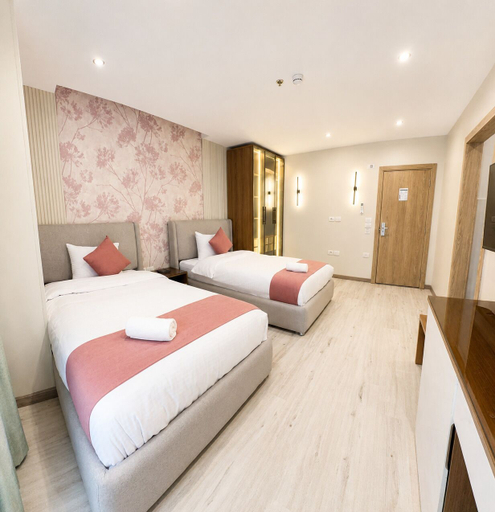 Room 3, Stay inn 51, Sheikh Zayed